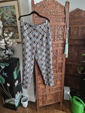 Zara Black, White & Tan Geometric Ankle Pants